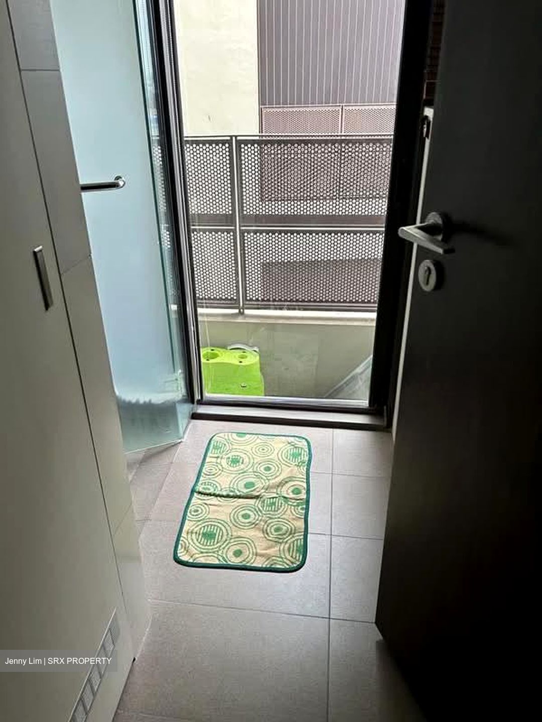 d'Nest (D18), Condominium #587693631